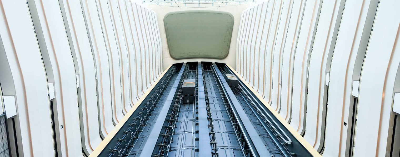 摄图网_500571400_酒店观光电梯(非企业商用)(1)