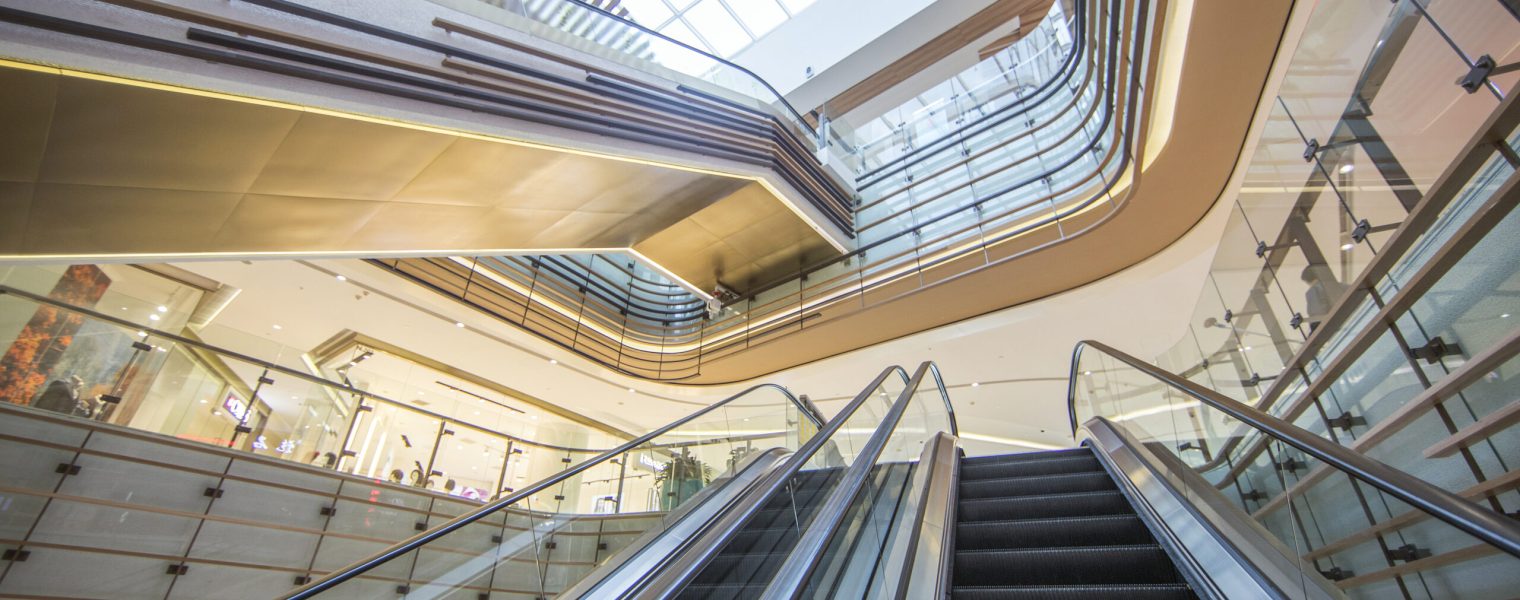 摄图网_500718268_商业中心购物天堂(非企业商用)(1)